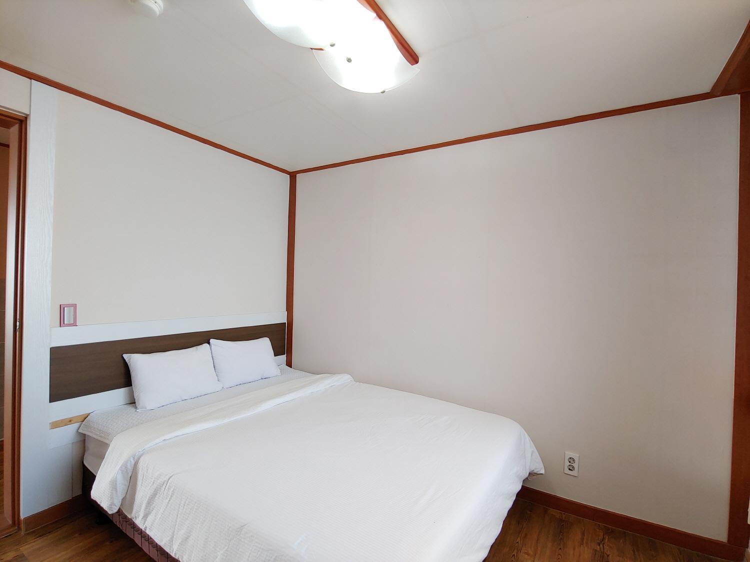 Bomulsum Guest House Seogwipo Ngoại thất bức ảnh