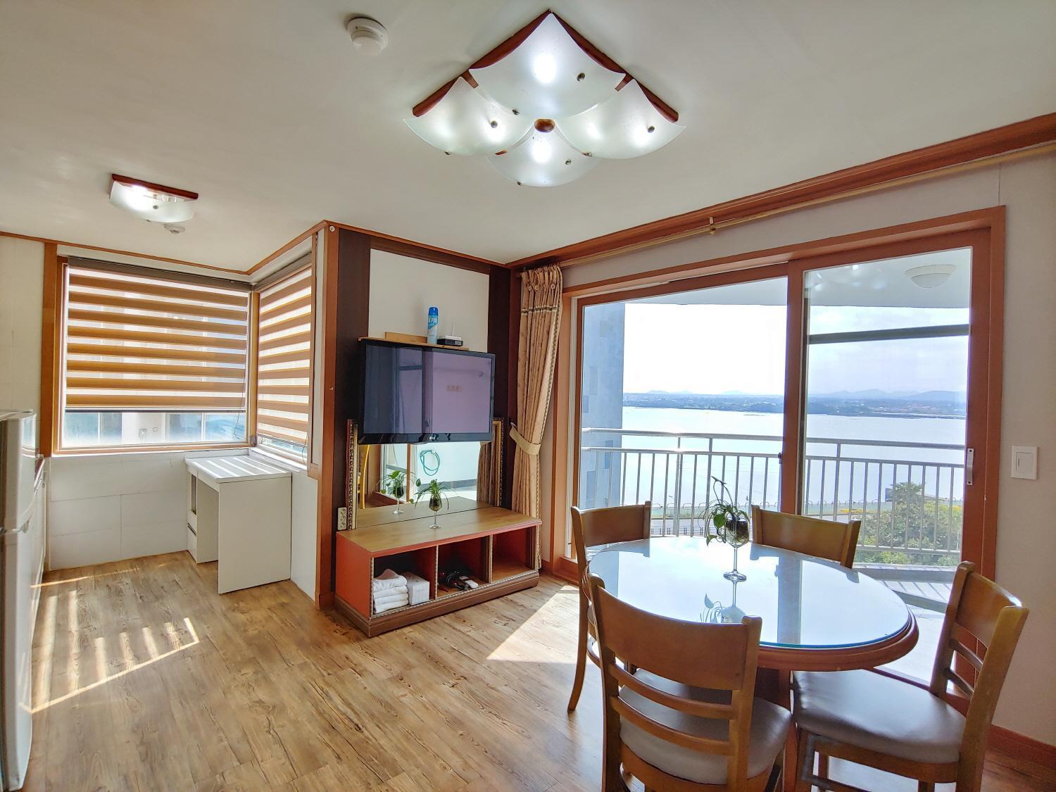 Bomulsum Guest House Seogwipo Ngoại thất bức ảnh