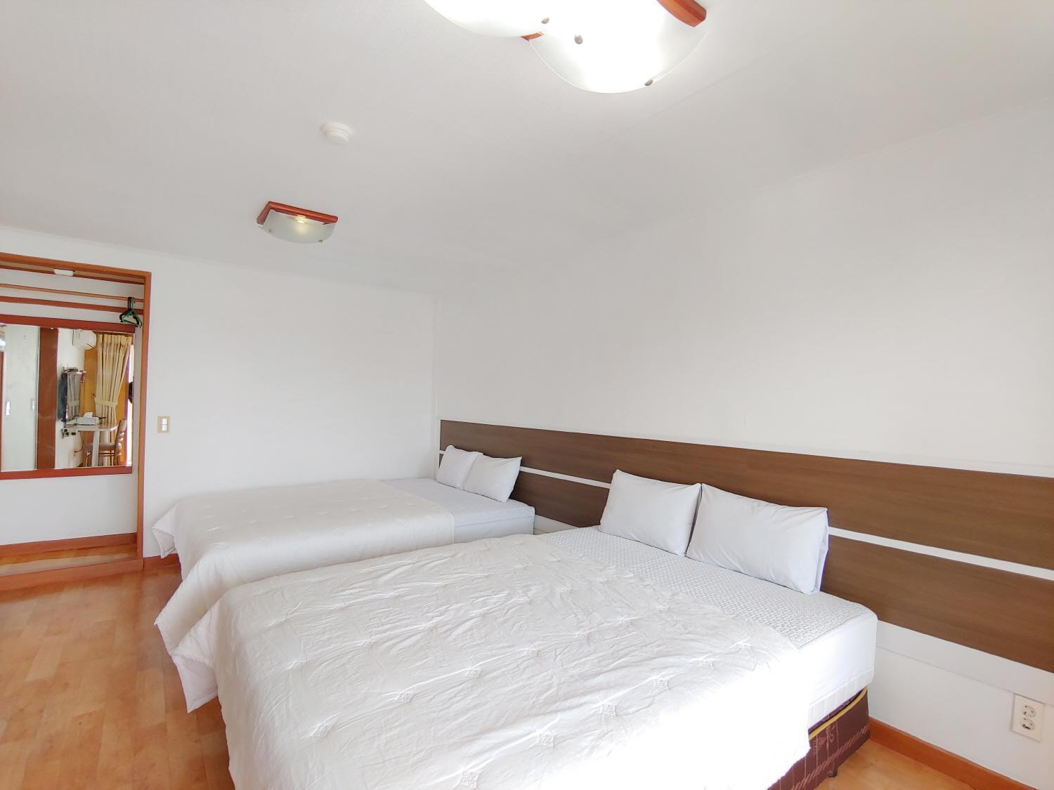 Bomulsum Guest House Seogwipo Ngoại thất bức ảnh
