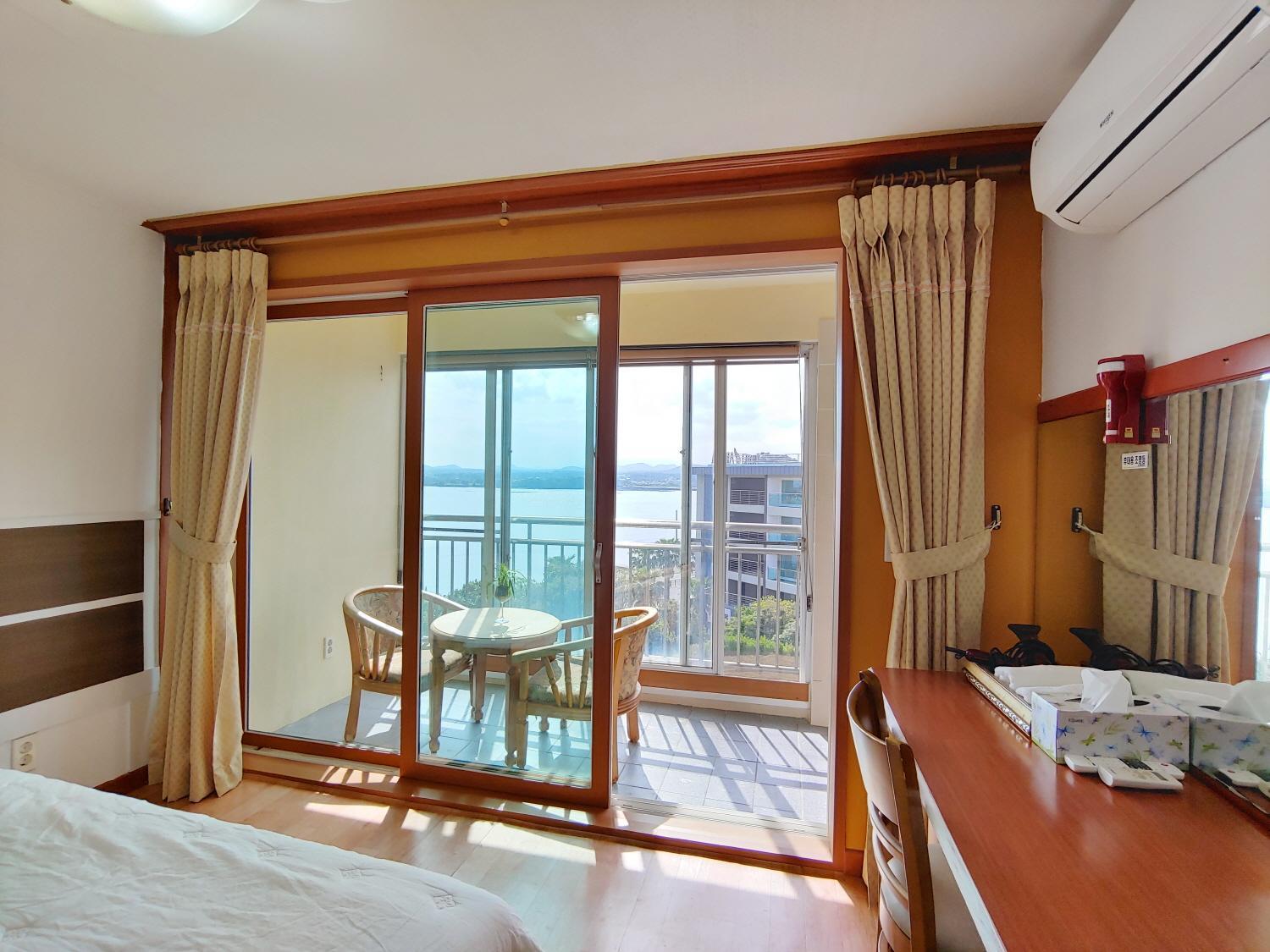 Bomulsum Guest House Seogwipo Ngoại thất bức ảnh